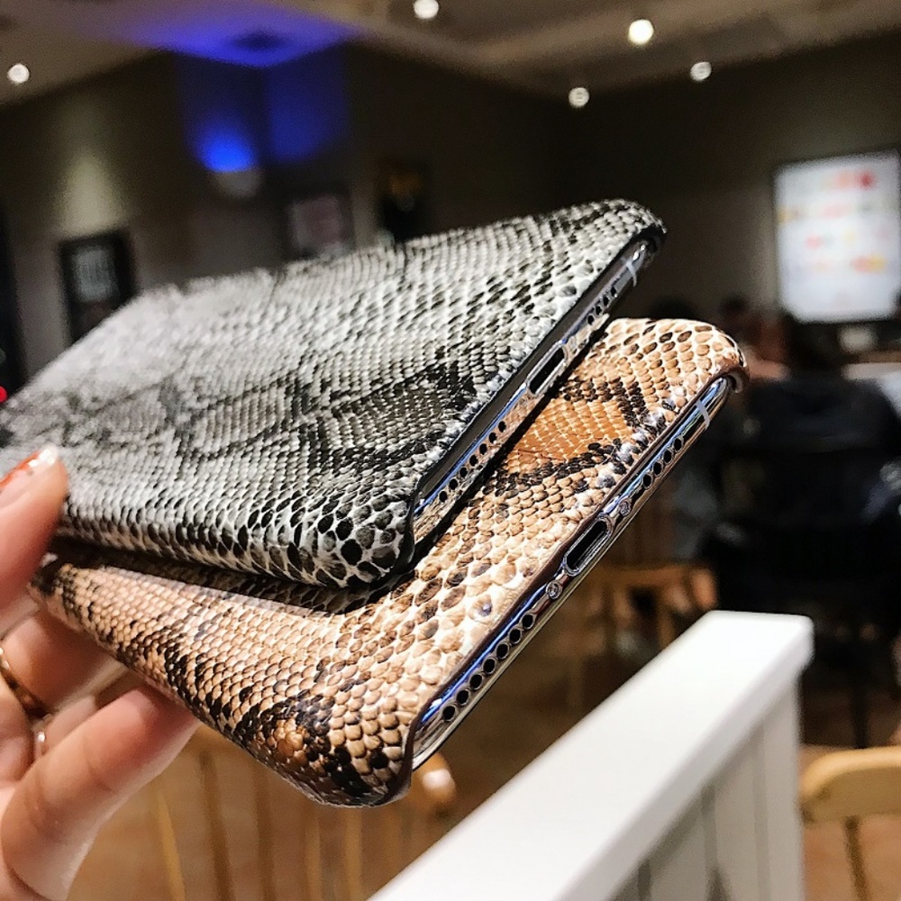 Stylish Snake Print iPhone X Phone Case Cover - Picture 4 of 7